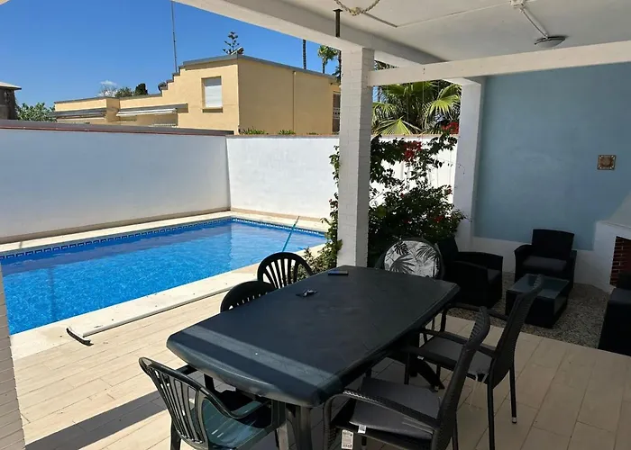 Azul Villa