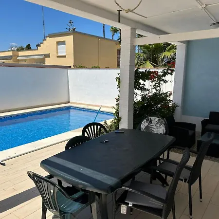 Azul Villa